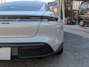 ポルシェ タイカン GTS  【希少PDCC、PSCB、リアアクスルステアリング装着車両】 人気のクレヨンカラー