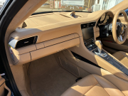 ポルシェ 911(Type991.2) カレラS　右H　PDK 　スポーツクロノPKG　スポーツエグゾースト　PCCB　PASM　ACC　シートヒーター　BOSE　　クレストエンボス加工ヘッドレスト　内装ルクソールベージュ
