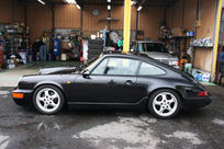 ポルシェ 911(Type964) カレラ4 5MT 新車並行