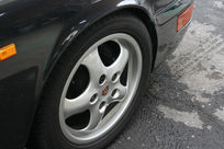 ポルシェ 911(Type964) カレラ4 5MT 新車並行