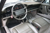 ポルシェ 911(Type930) カレラ3.2 5MT ディーラー車