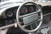 ポルシェ 911(Type930) カレラ3.2 5MT ディーラー車