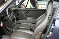 ポルシェ 911(Type930) カレラ3.2 5MT ディーラー車