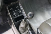 ポルシェ 911(Type930) カレラ3.2 5MT ディーラー車