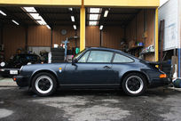 ポルシェ 911(Type930) カレラ3.2 5MT ディーラー車