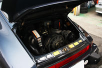 ポルシェ 911(Type930) カレラ3.2 5MT ディーラー車