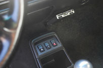 ポルシェ 911(Type964) ターボ 3.3 ディーラー車