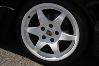 ポルシェ 911(Type964) カレラ4 レザーパッケージ ディーラー車