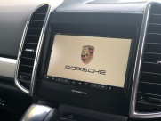 ポルシェ カイエン V6 スポーツデザインパッケージ 右ハンドル