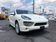 ポルシェ カイエン V6 スポーツデザインパッケージ 右ハンドル