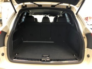 ポルシェ カイエン V6 スポーツデザインパッケージ 右ハンドル