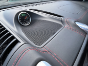 ポルシェ カイエン GTS 左ハンドル