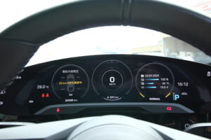 EV(電気自動車)のメーター