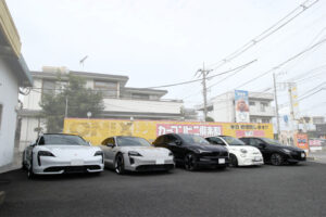 ポルシェタイカンなどEV(電気自動車)の画像