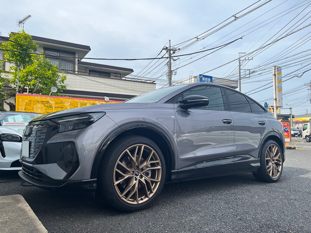 アウディQ4 e-tron 50 スポーツバック クアトロの中古車